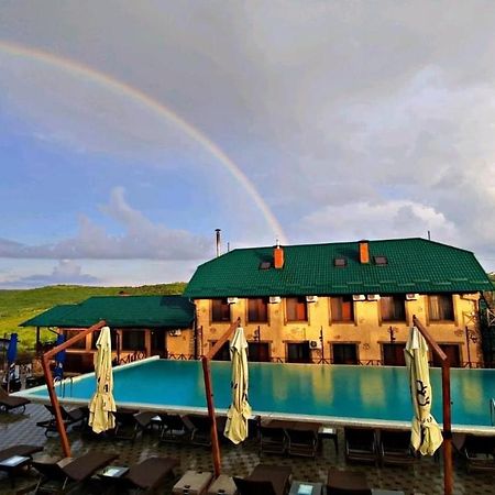 تشيسيناو Colina Verde Resort المظهر الخارجي الصورة