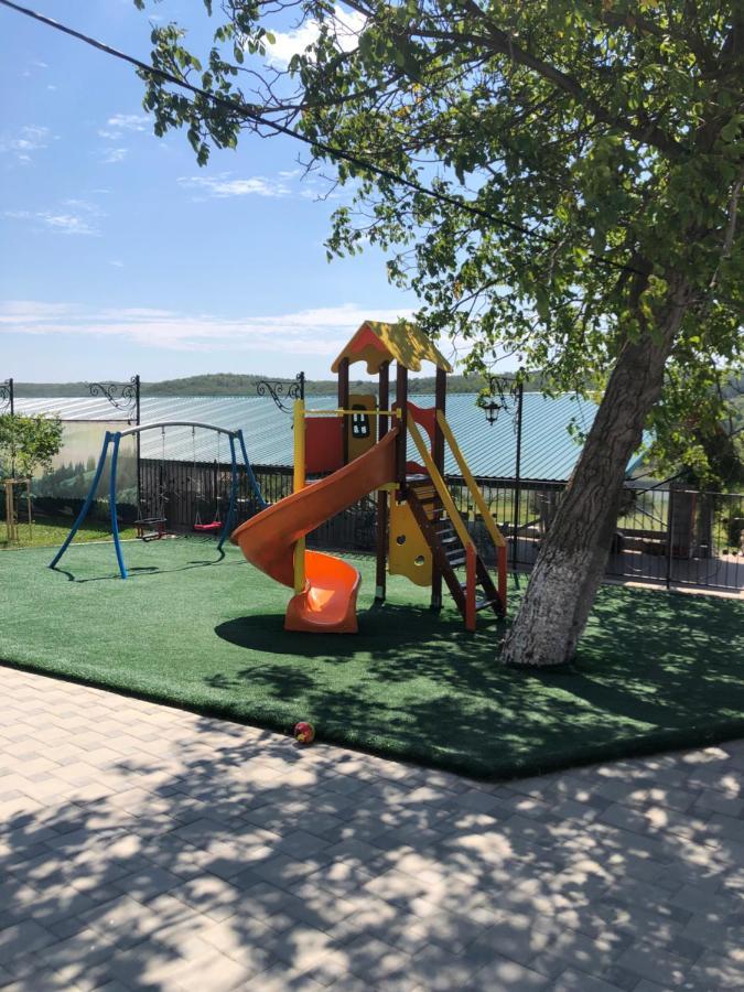 تشيسيناو Colina Verde Resort المظهر الخارجي الصورة